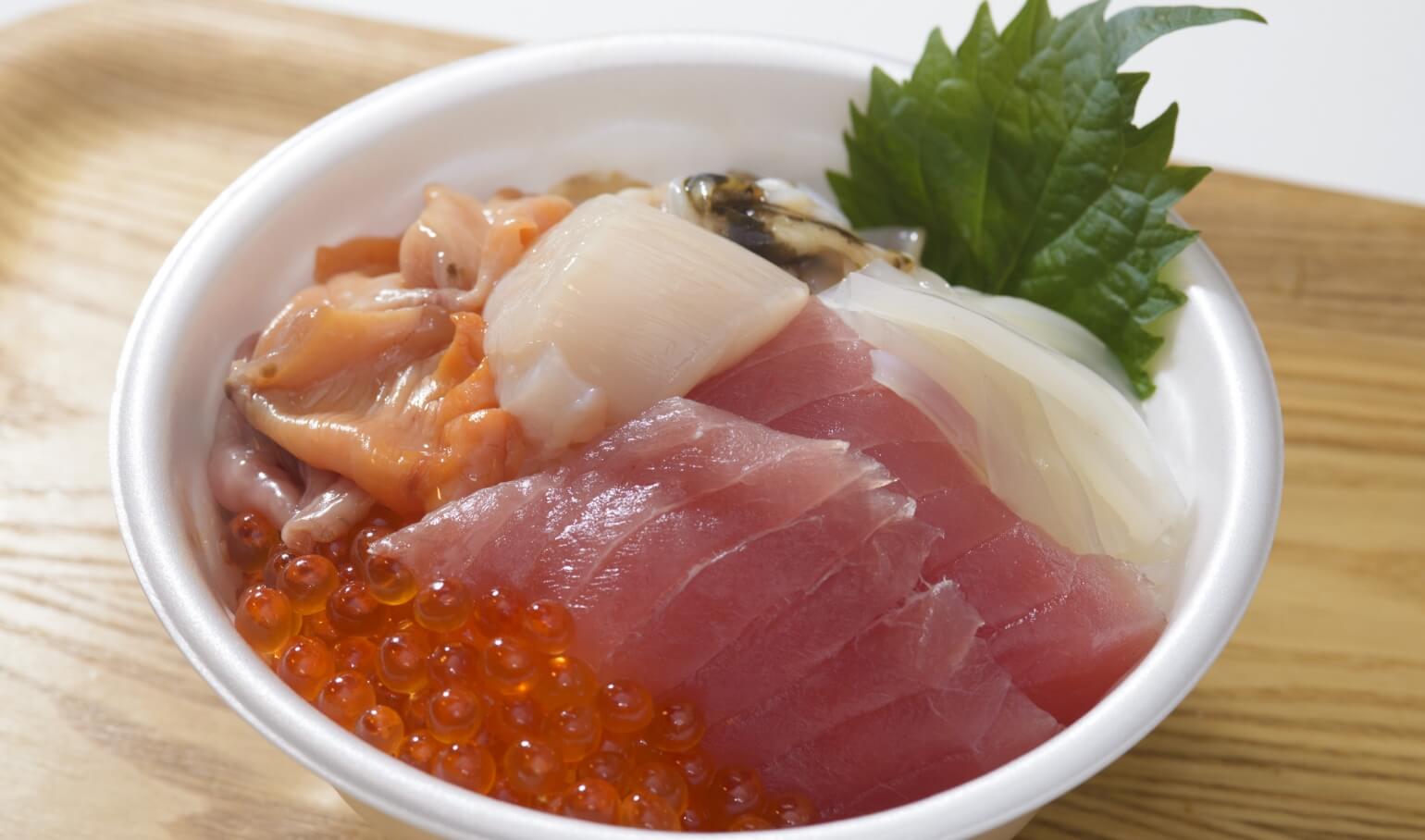 Nokke-don seafood bowl
