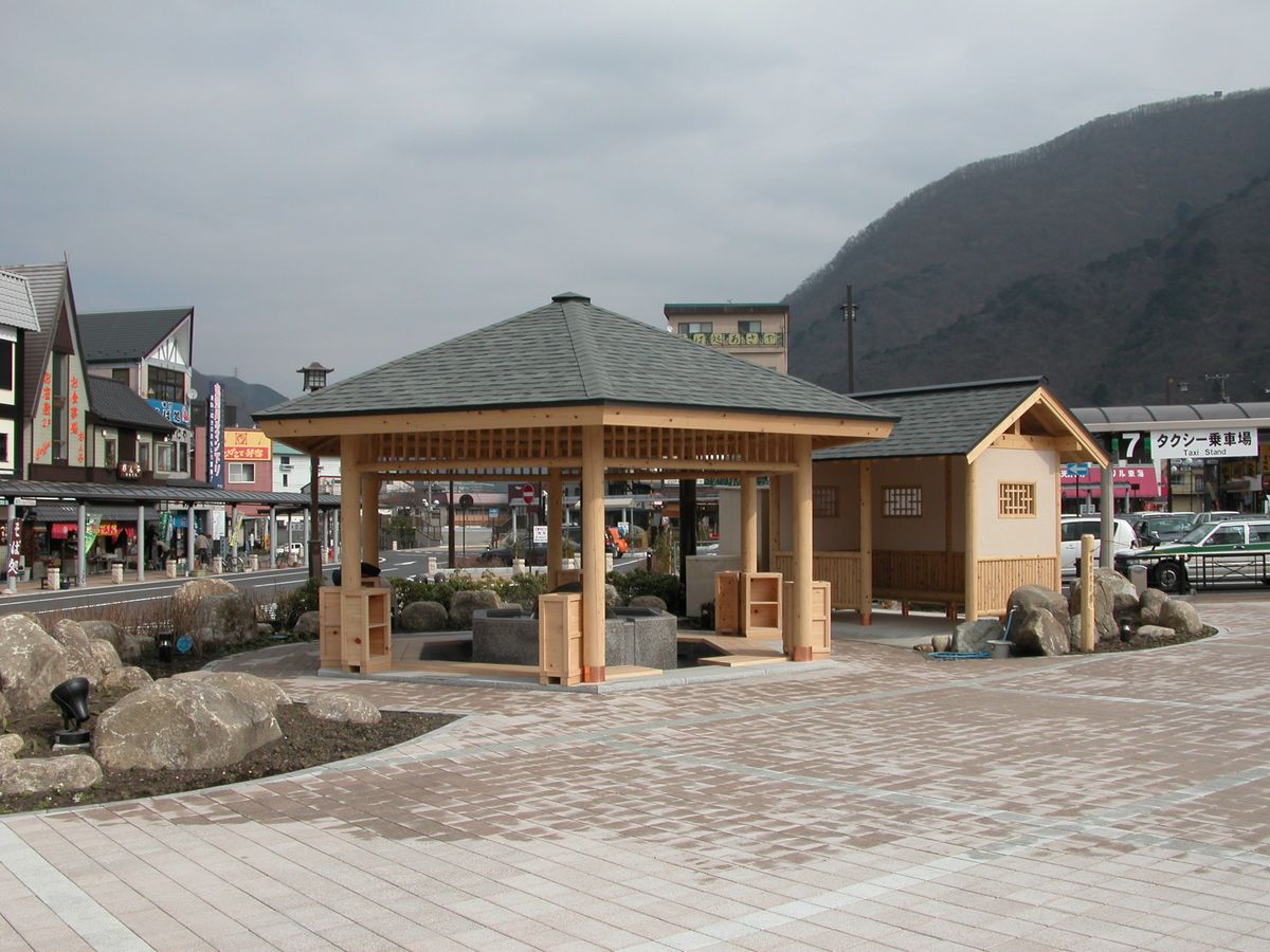 旅の疲れや冷えは足湯で解決 鬼怒川 湯西川でおすすめの足湯スポット みちくさガイド