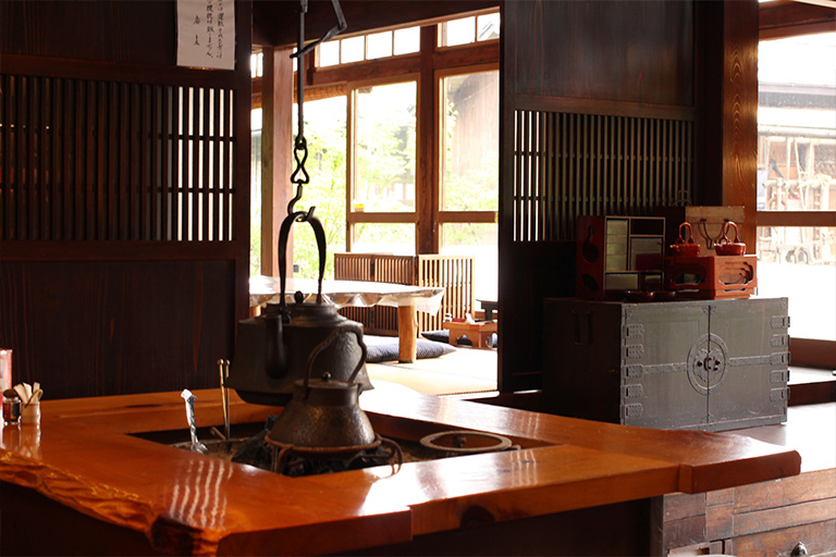 冬季活躍的壁爐