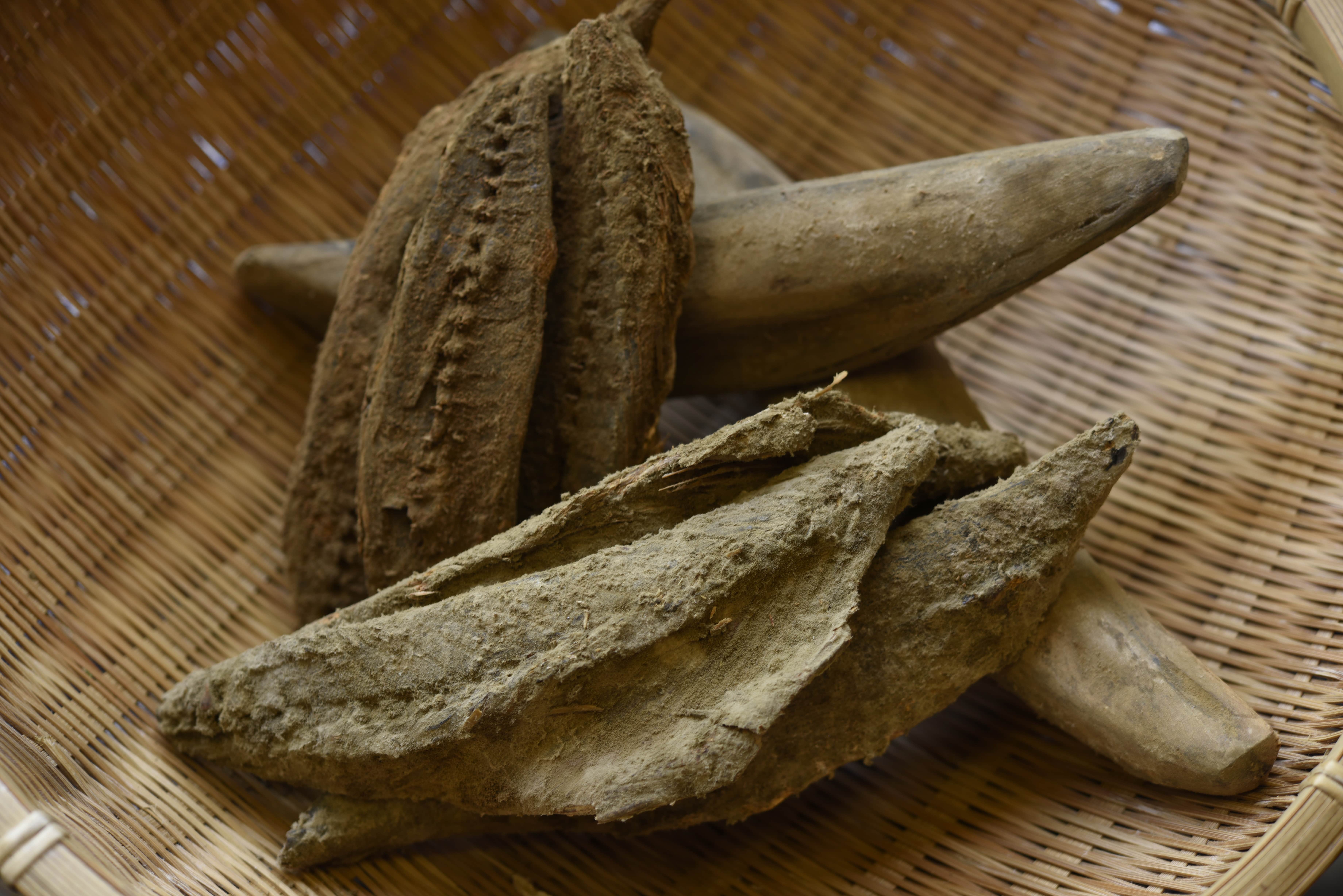 我花時間和精力用三種薄片精心製作湯頭