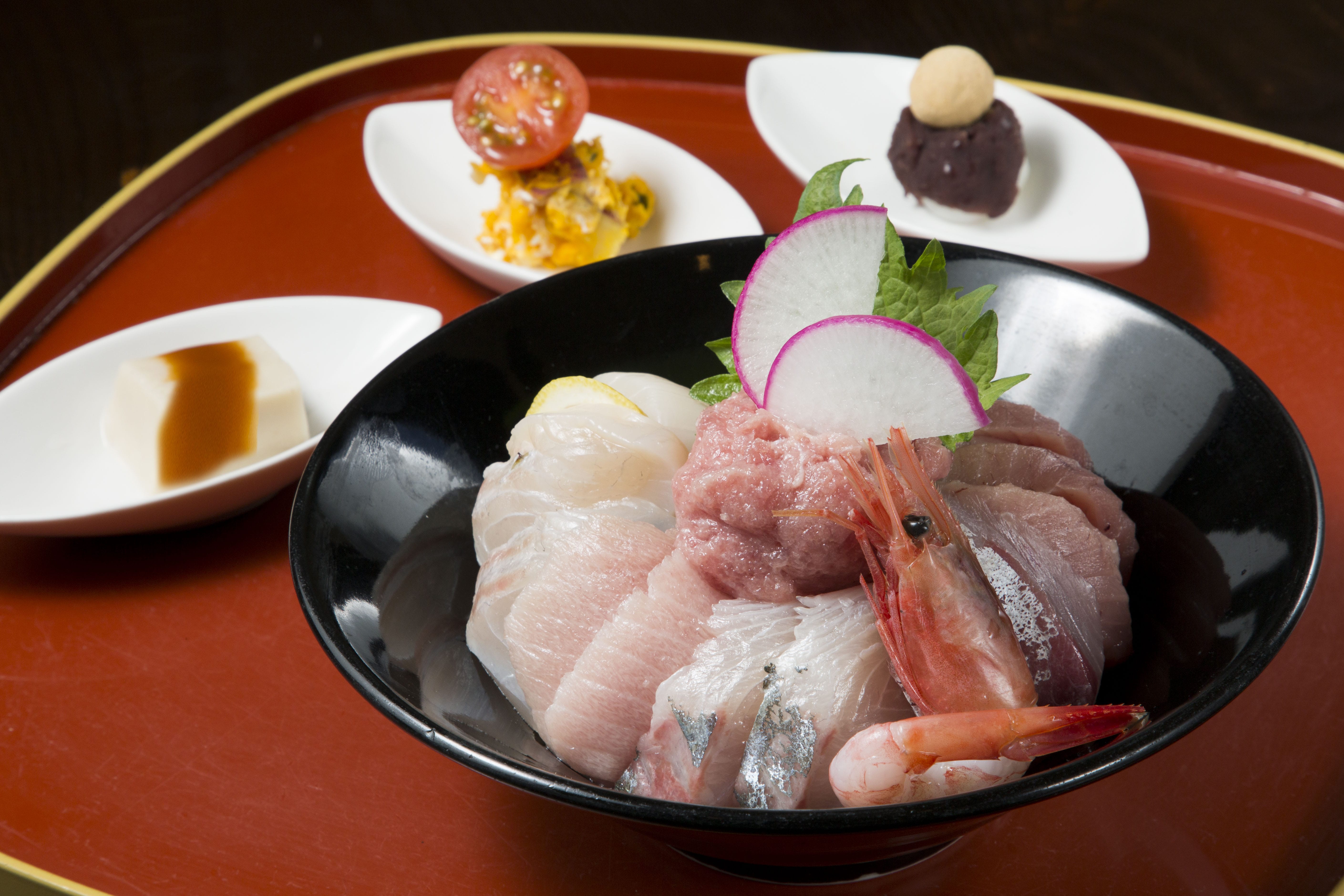 「特製海鮮丼」JPY2700