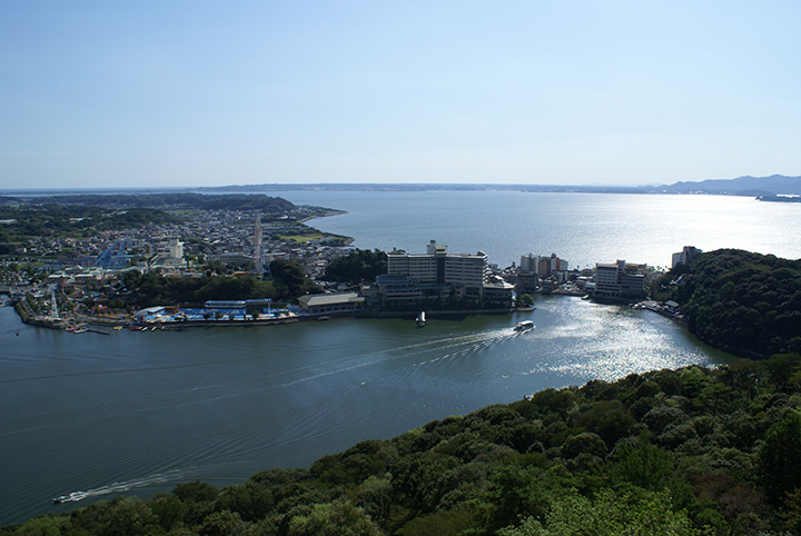 從索道上從上方看到濱名湖