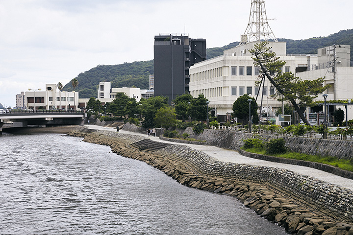 靠近伊东现今伊东松川河口