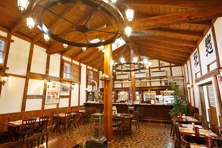 啤酒廠被翻新為“發酵食品美容自助餐廳”。 午餐JPY1500（需預約）