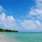 檢查石垣島的溫度和竹富島衣物