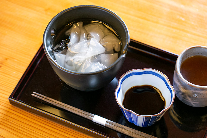 葛切黑蜂蜜吉野本紅粉（加賀棒茶）JPY750