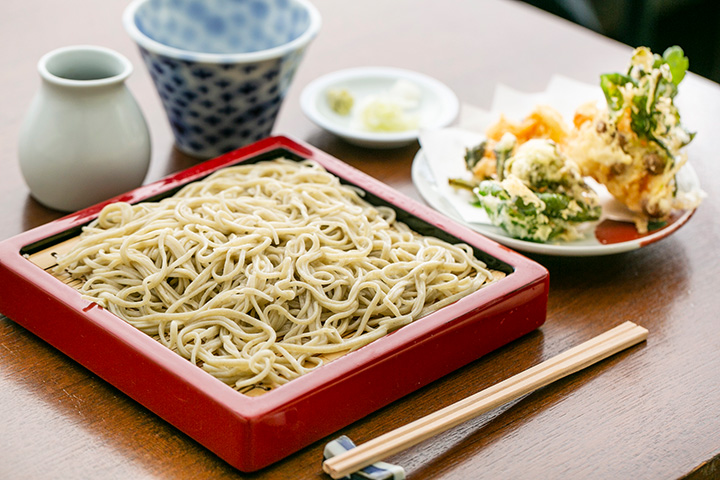 天婦羅蕎麥麵JPY1850。 甜蝦和時令蔬菜天婦羅是絕品。