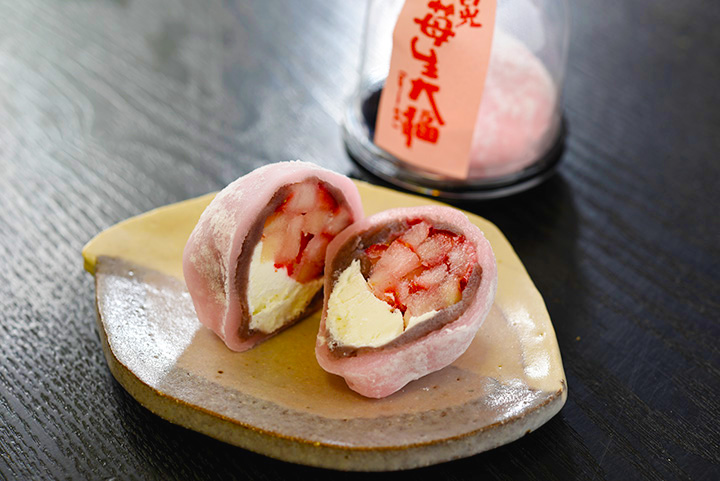 「日光 草莓大福（加奶油）」日圓230