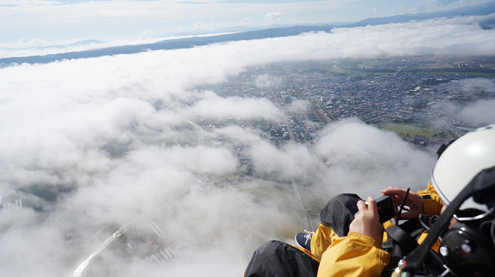 如果乘坐上升氣流，可以爬升500~600m