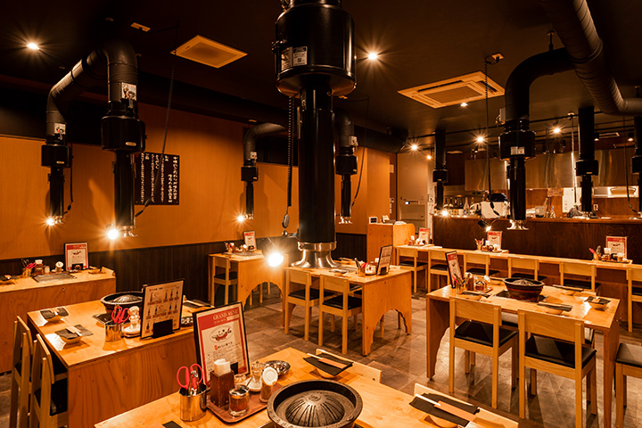 時尚的內飾，享受成吉思汗