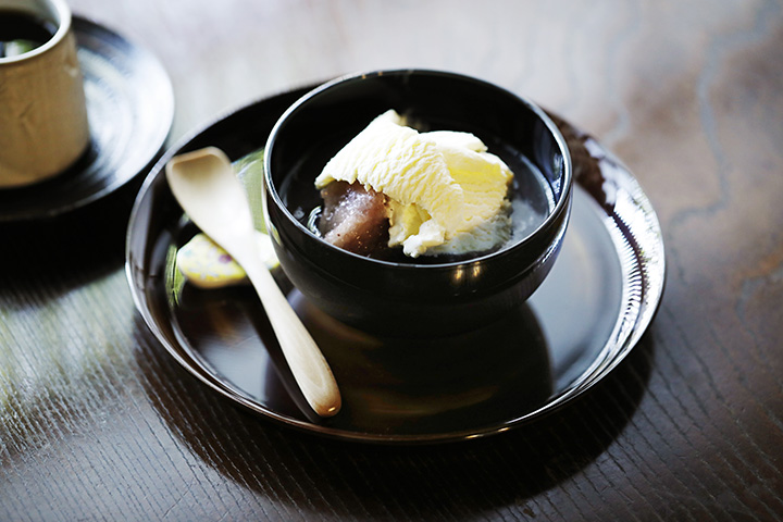 剉豆冰是涼涼可口的「善哉套餐」（附咖啡）JPY1000