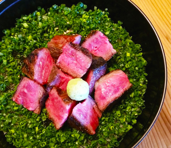 “國產牛排hitsumabushi”JPY1900