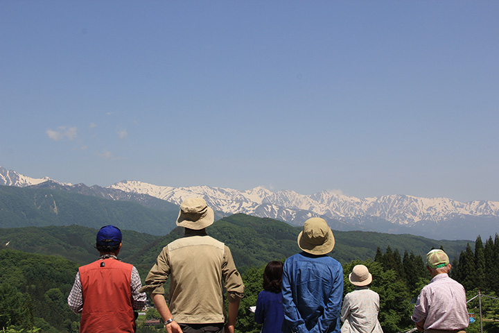 大町市美馬地區的雪形觀賞風景