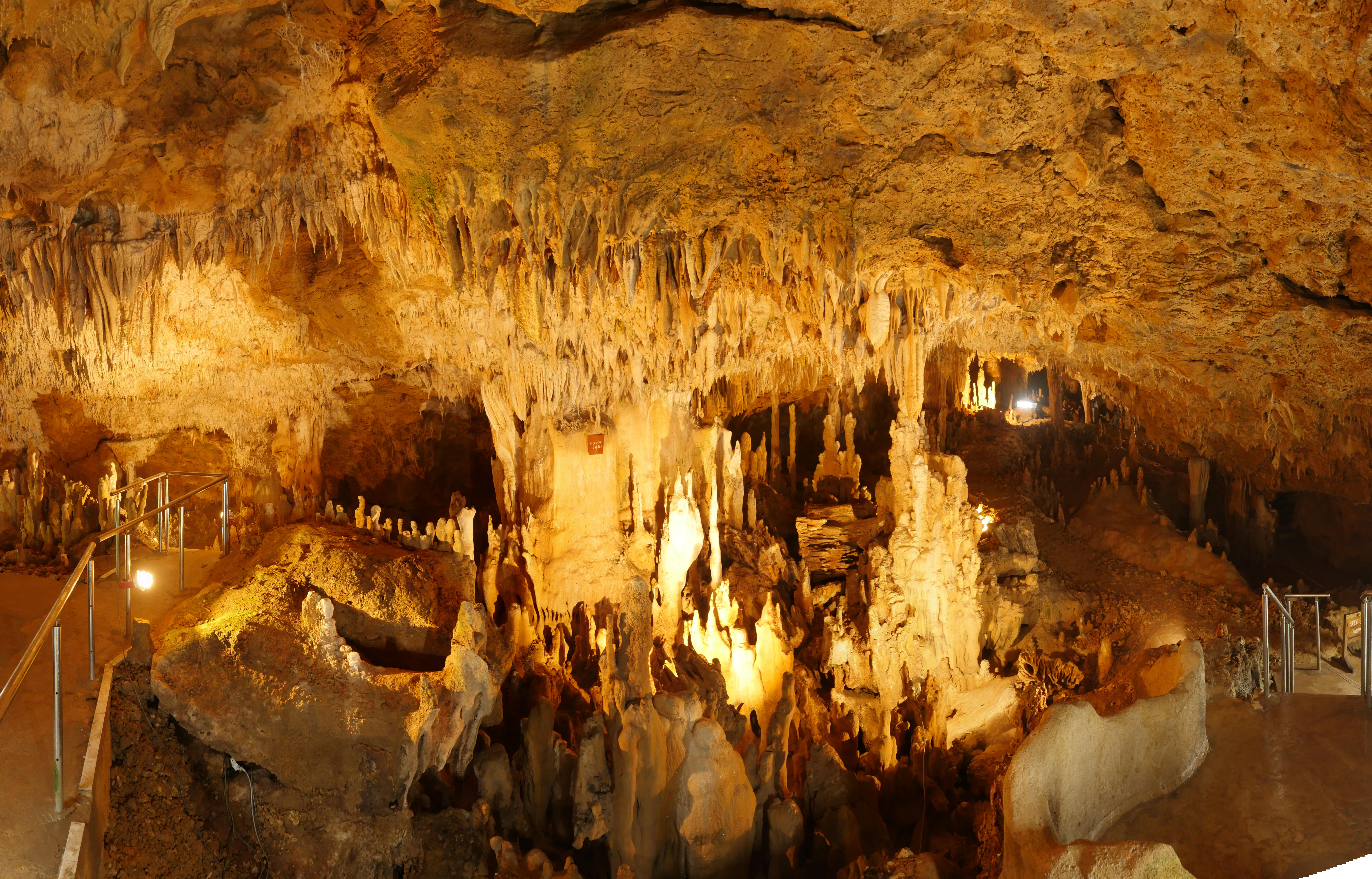 您可以參觀的距離是島上最好的。 遊覽時間約30分鐘，邊拍照邊慢慢走。