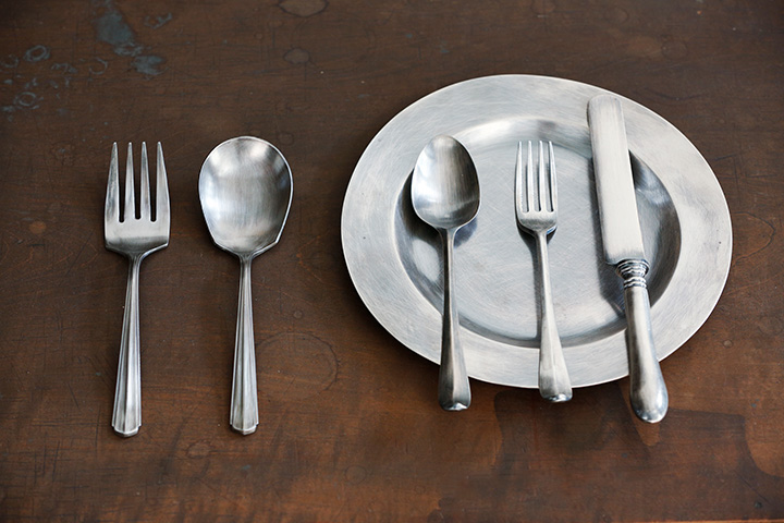  Cutlery made of different materials and using different techniques