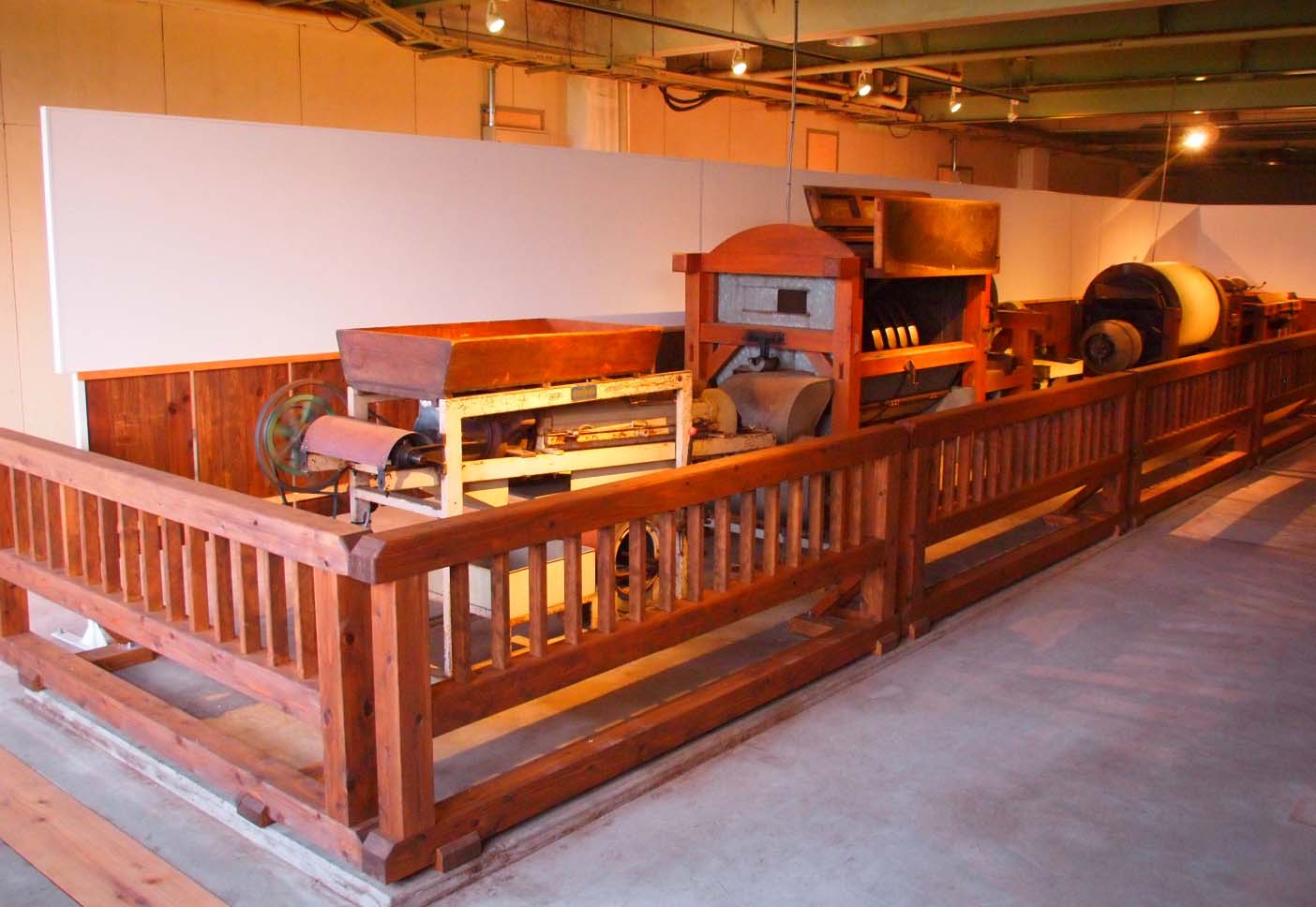 在「迷你製茶機展廳」中，可以看到茶葉蒸揉機的動向