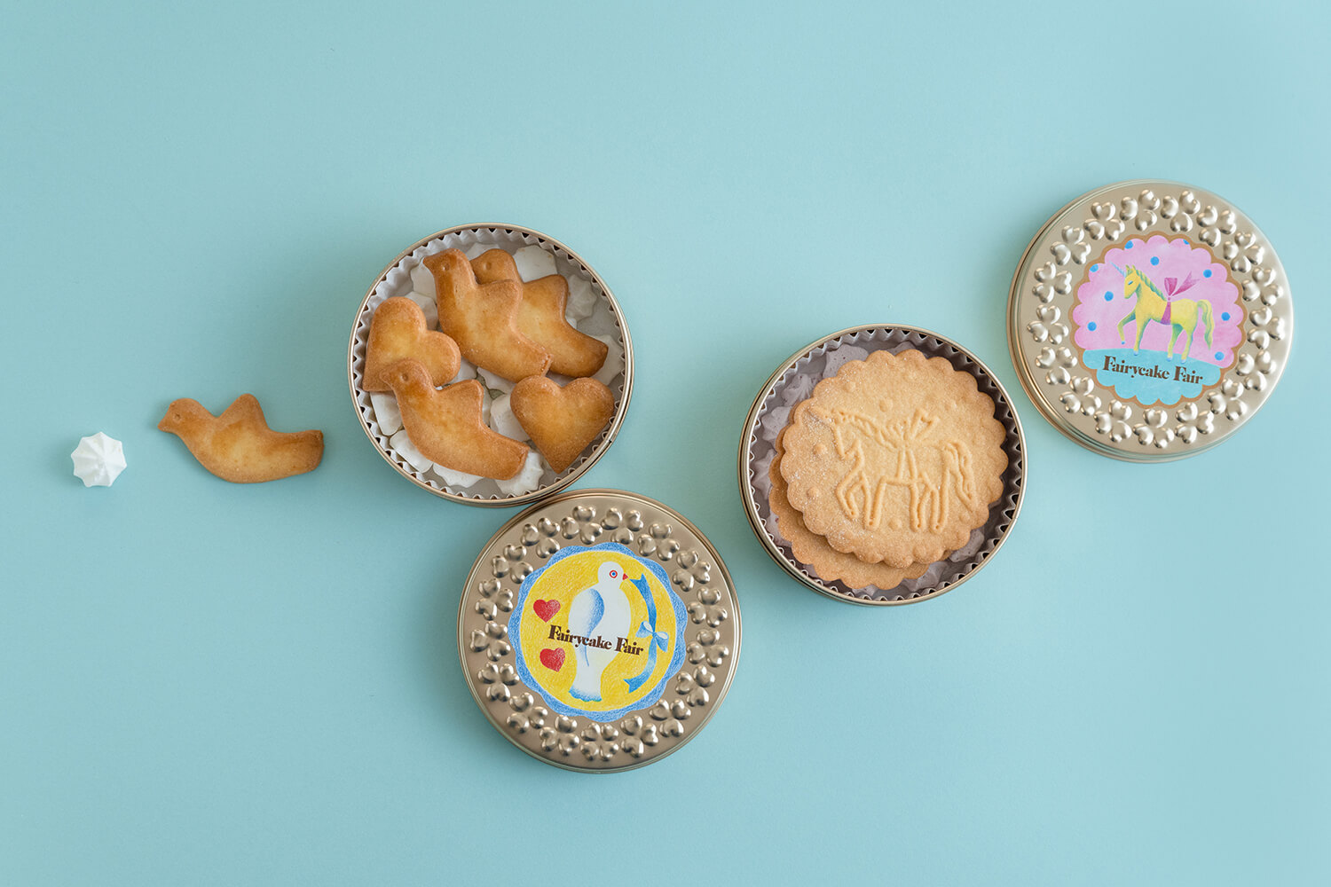 Petit Cado 禮品套裝。 左邊是“Hato Heart”，右邊是“獨角獸”（實際產品和照片可能有所不同）