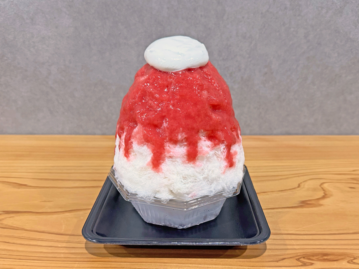 “生草莓高级版”豪华地使用成熟的草莓