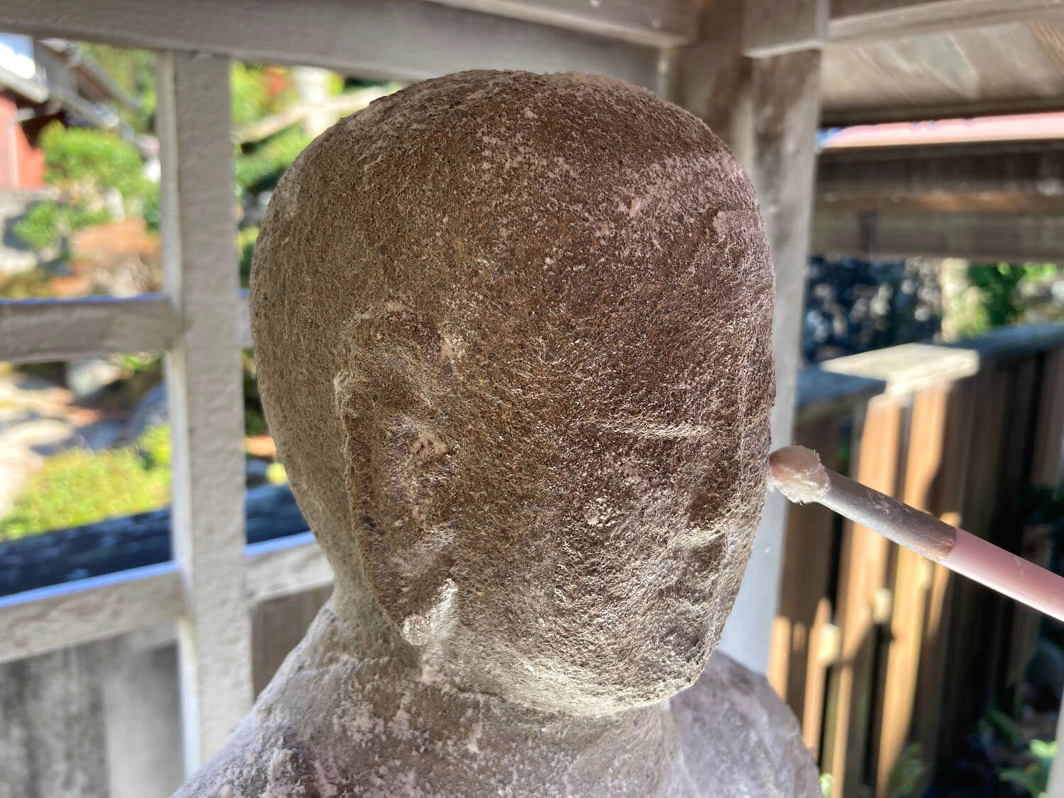 從湯藥師廣場步行約3分鐘。 壯觀的建築很有魅力，是熱門的拍照地點