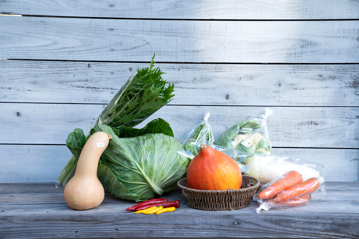 胡桃、南瓜、羽衣甘藍等時令蔬菜一字排開，讓您感受到季節的變化