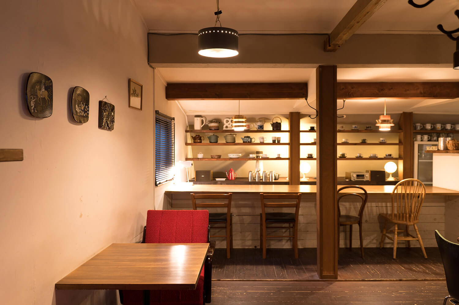 充滿斯堪的納維亞風情的古董寬敞商店