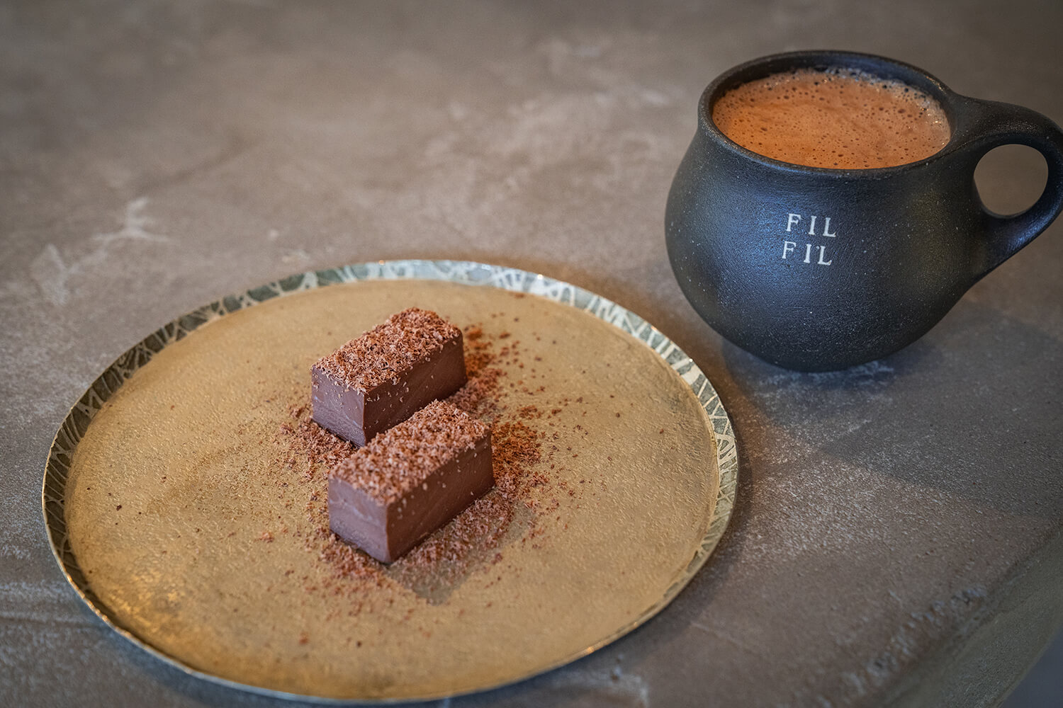 「融化生巧克力2P」（500日圓）、「熱巧克力」（700日圓）