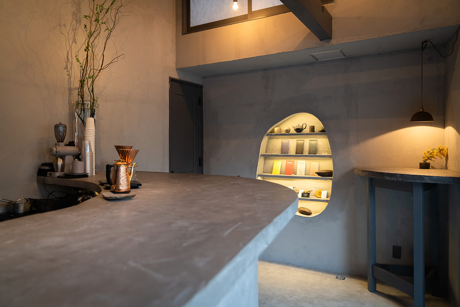 站立用餐空間是一個簡單而溫馨的空間