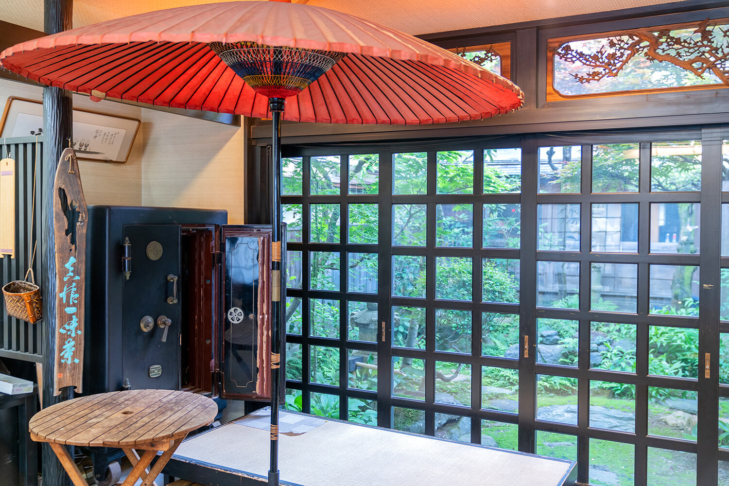 店內充滿古色古香的日式氛圍。