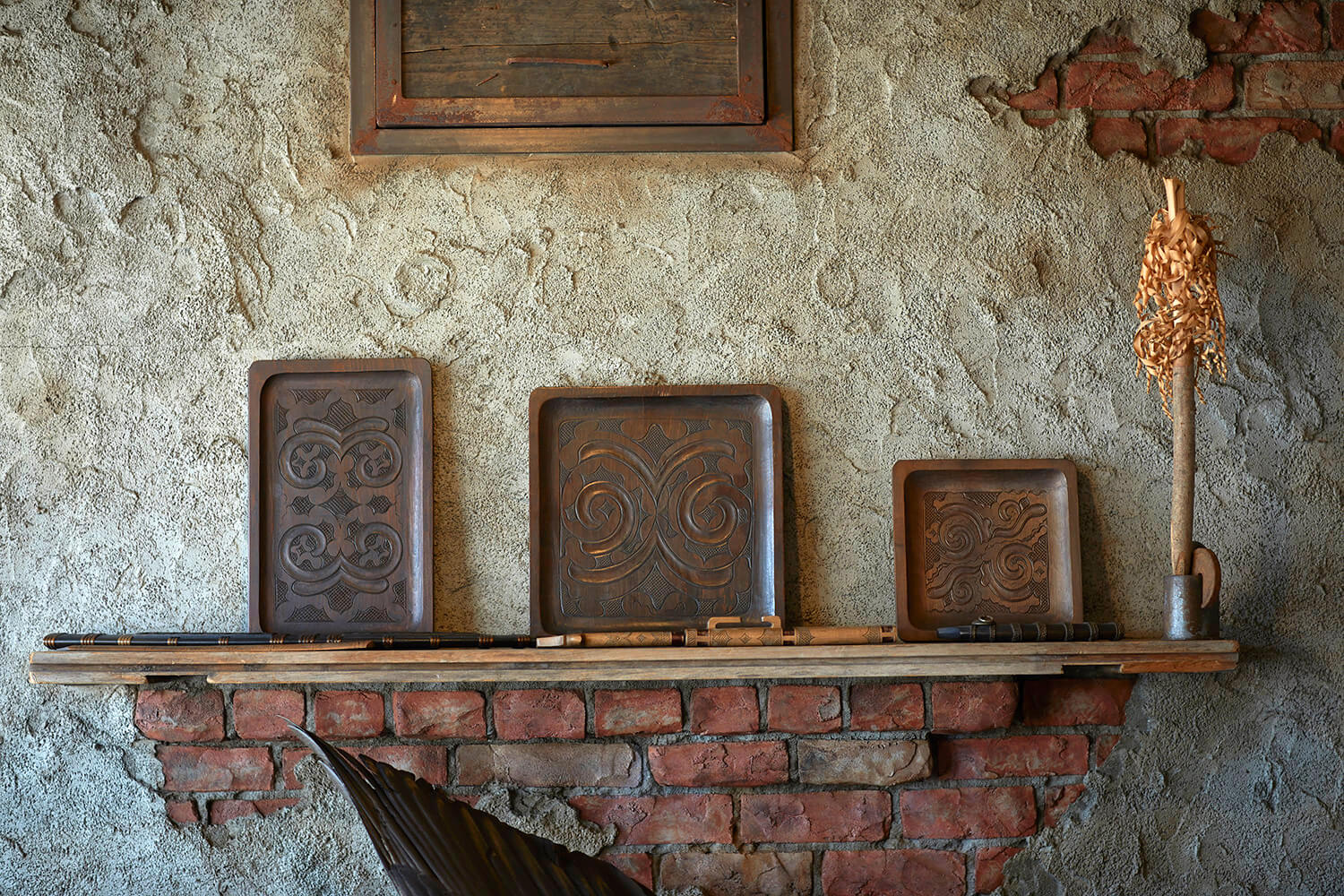 裝飾著稱為 Inau 的儀式用具裝飾的 Ita（盂蘭盆節）的存在讓觀眾不知所措