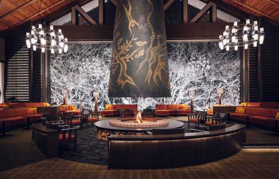 冬季行程，為期兩晚三天，地點為「奧入瀨溪流飯店 by 星野集團」，可以欣賞壯麗的雪與冰景色|推薦示範路線