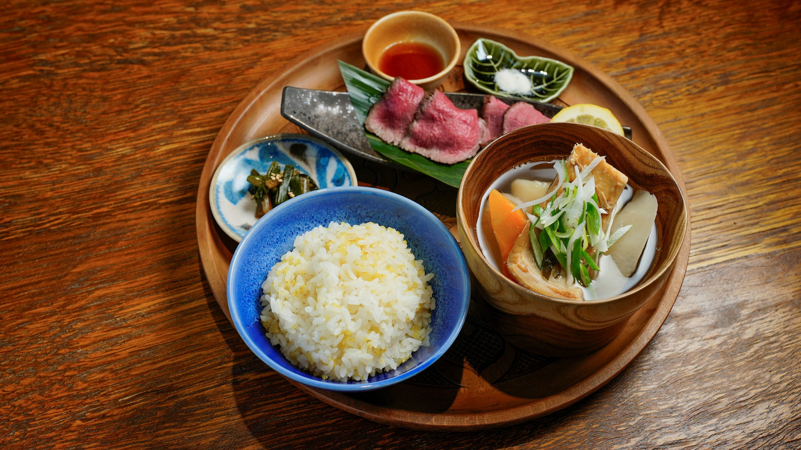 热门“季节性奥豪套餐”照片由阿伊努文化基金会提供