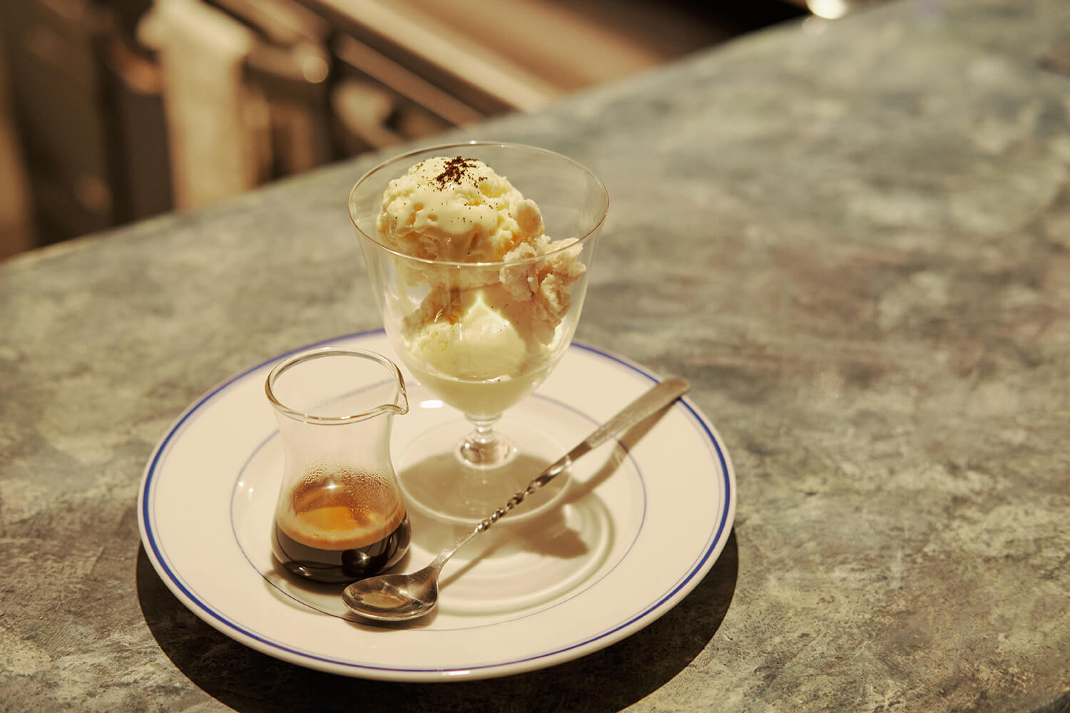 「Affogard」配米粉格蘭諾拉麥片點綴（650日圓）