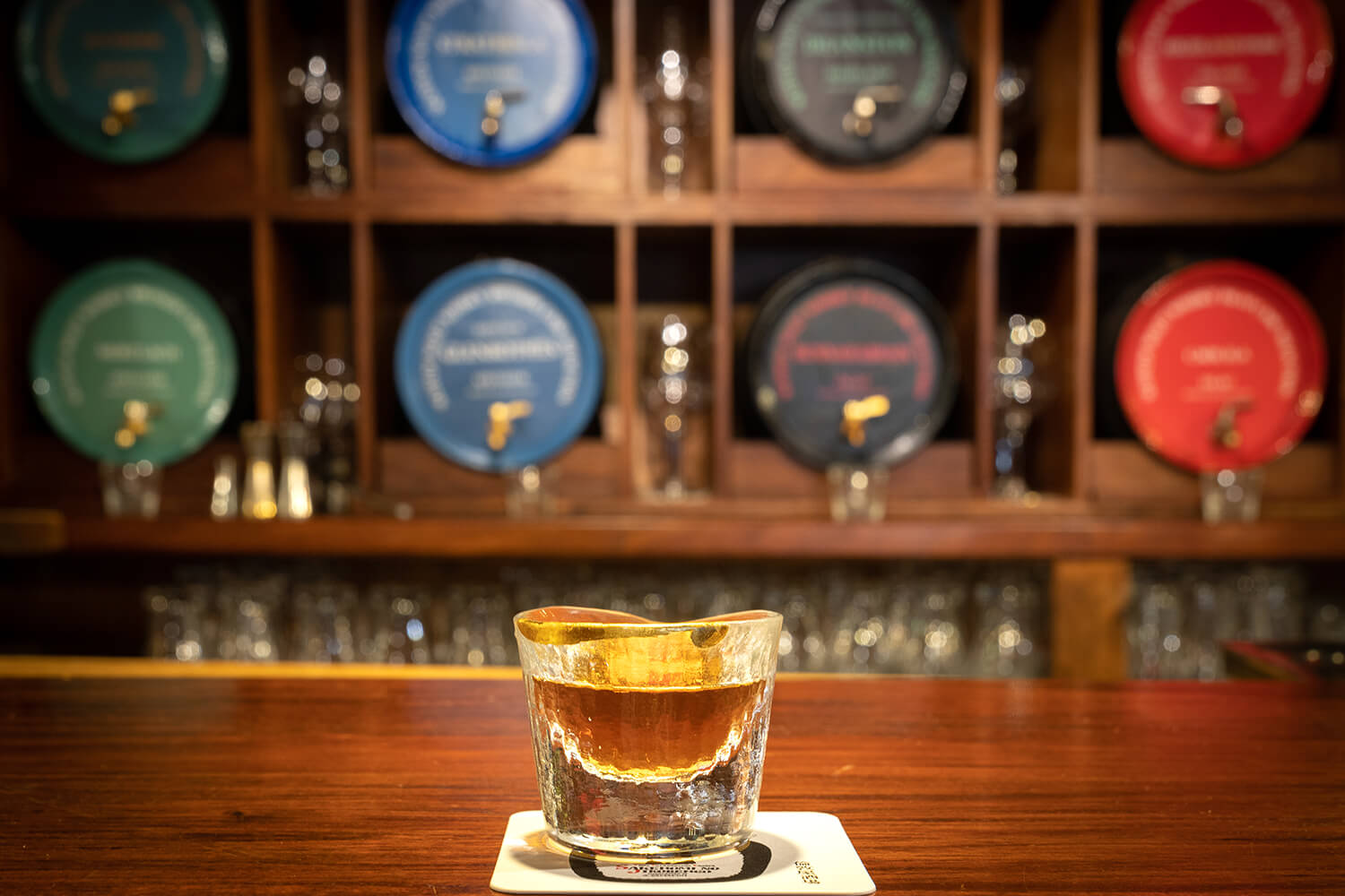 “桶裝威士忌”（因匯率波動而產生的市場價格）