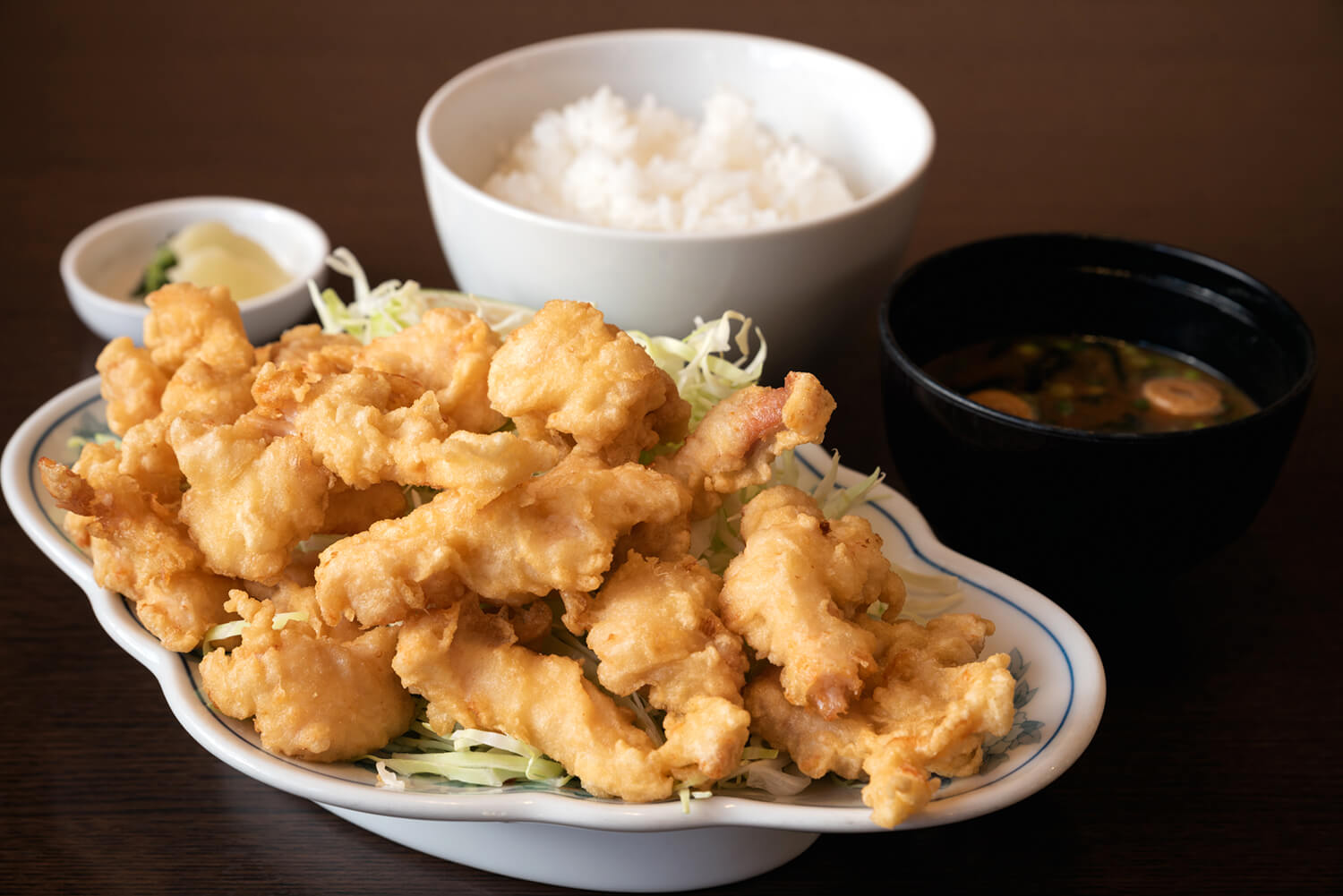 「鳥天（單品）」（JPY1280）。 「鳥天定食」（JPY1380）附有白飯、紅湯和泡菜