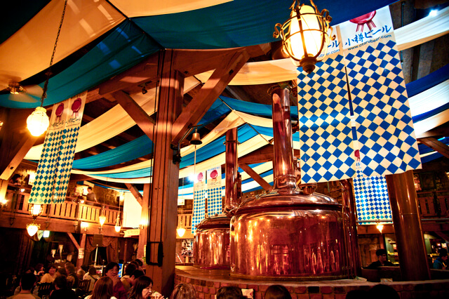 啤酒吧樓層中央設有沖泡水壺，讓您感受到啤酒釀造的真實感