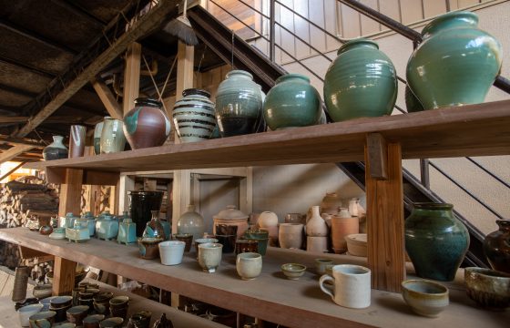 一個著名的工作坊,你可以在日光和益子參觀,欣賞精美的民俗工藝與藝術作品