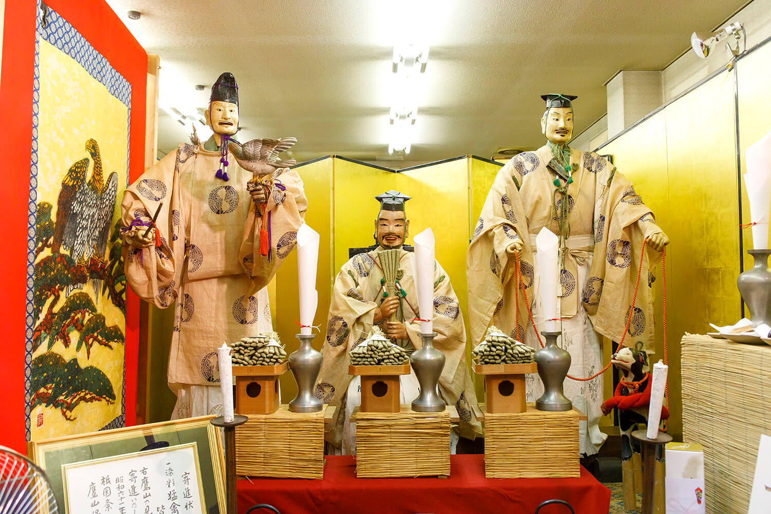 供奉在夕山的高山神體。 頭和六隻手臂已有 250 多年的歷史