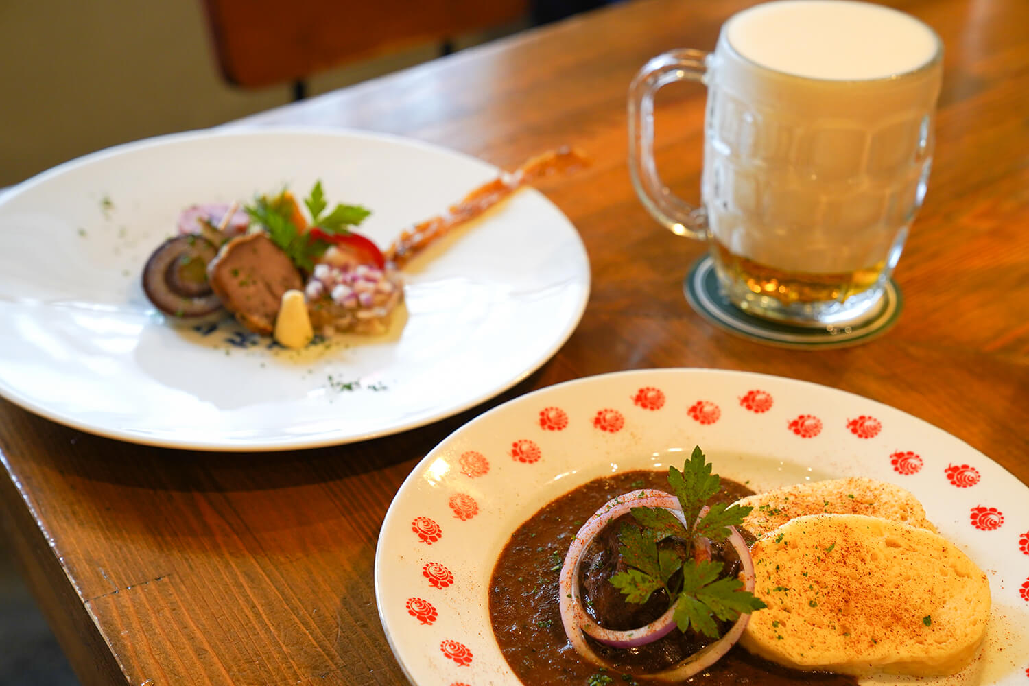 使用能登牛肉的套餐「什錦開胃菜」「Hobeji Grass」範例