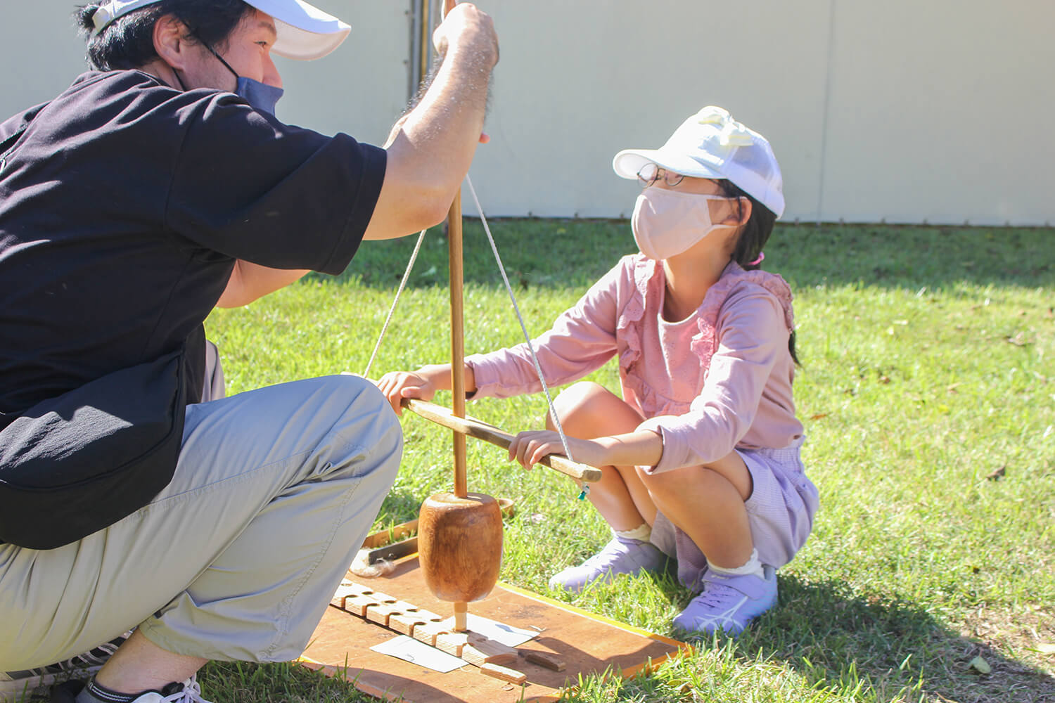 「生火體驗」（JPY50）可於活動當天的招待會上體驗（四年級及以下學生必須有監護陪同）