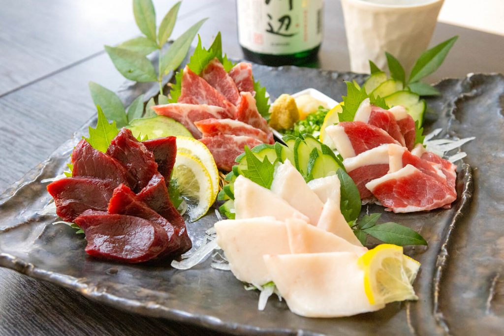 從馬肉專賣店到立飲。 熊本市5個推薦晚餐地點