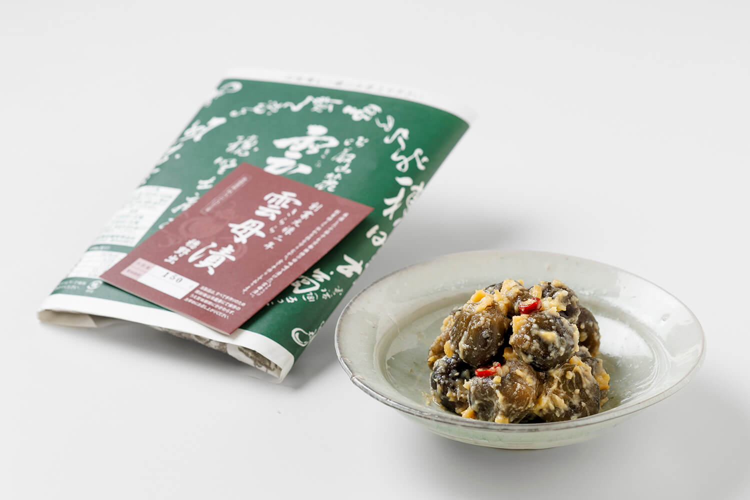 雲母泡菜（150克）860日圓。 從2023年秋季開始，柚子和山椒口味也將全年銷售。 還有品酒對比套裝