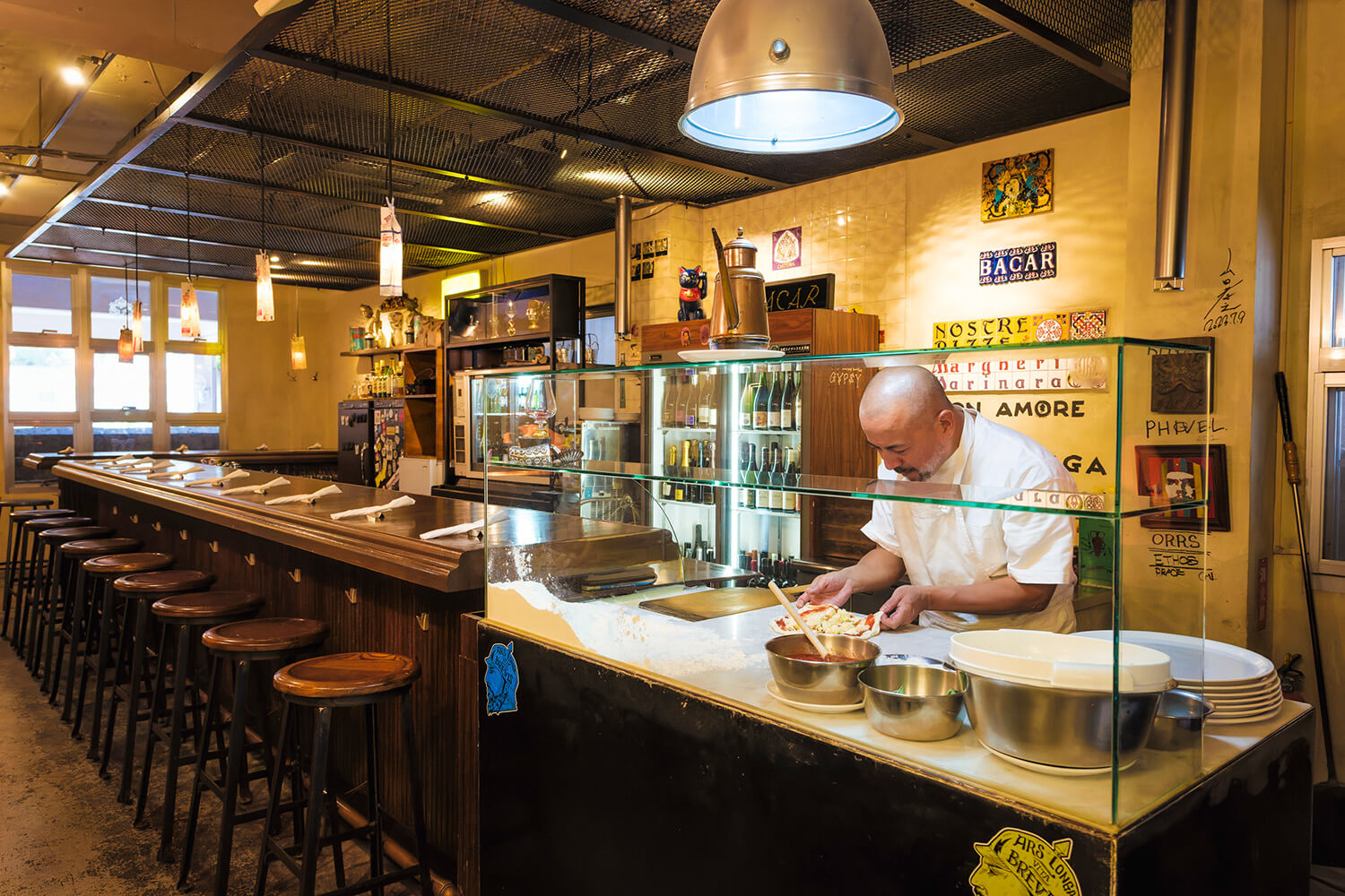 那霸的主廚，曾在東京一家知名餐廳受訓