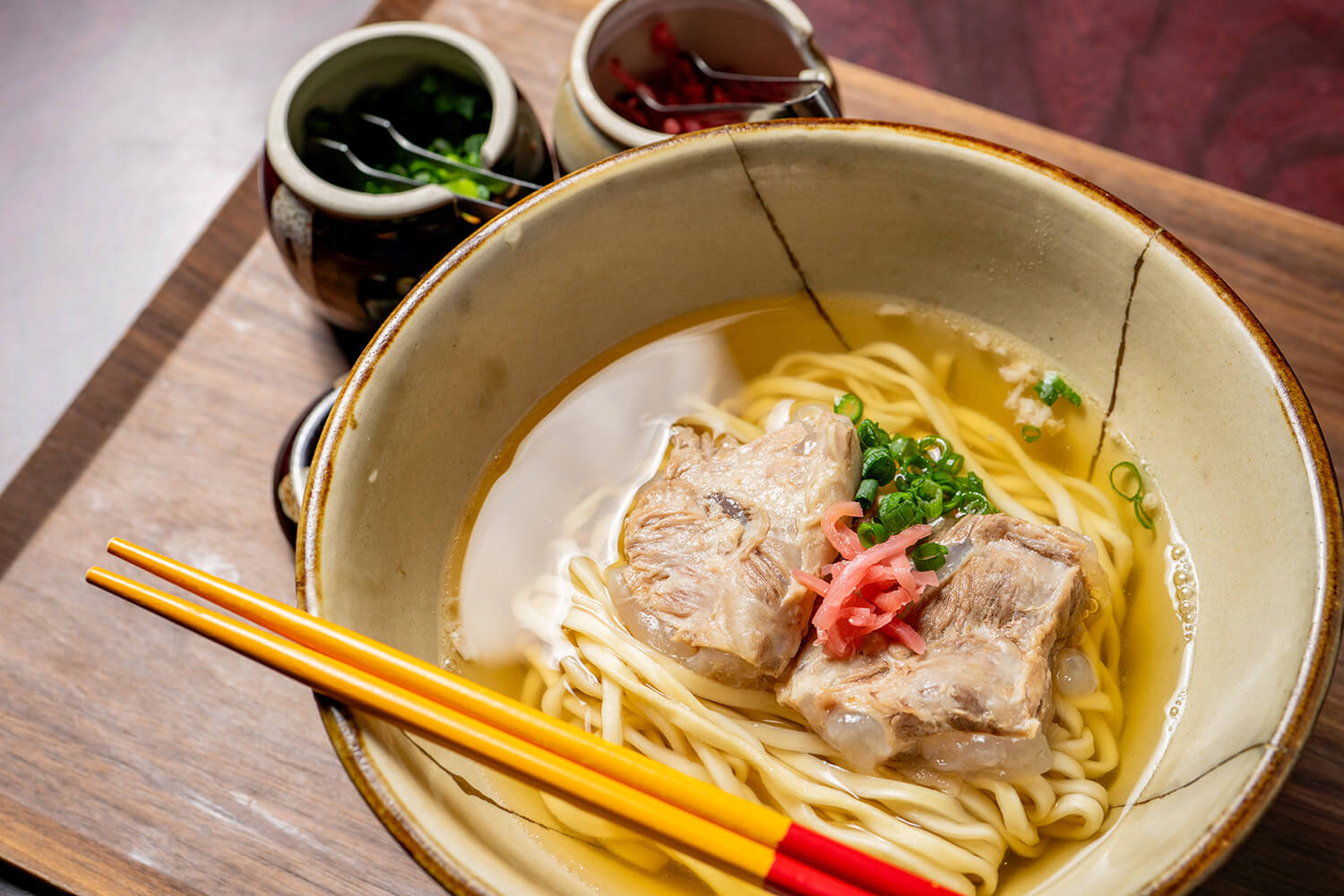 「軟骨蕎麥麵（中）」850日圓