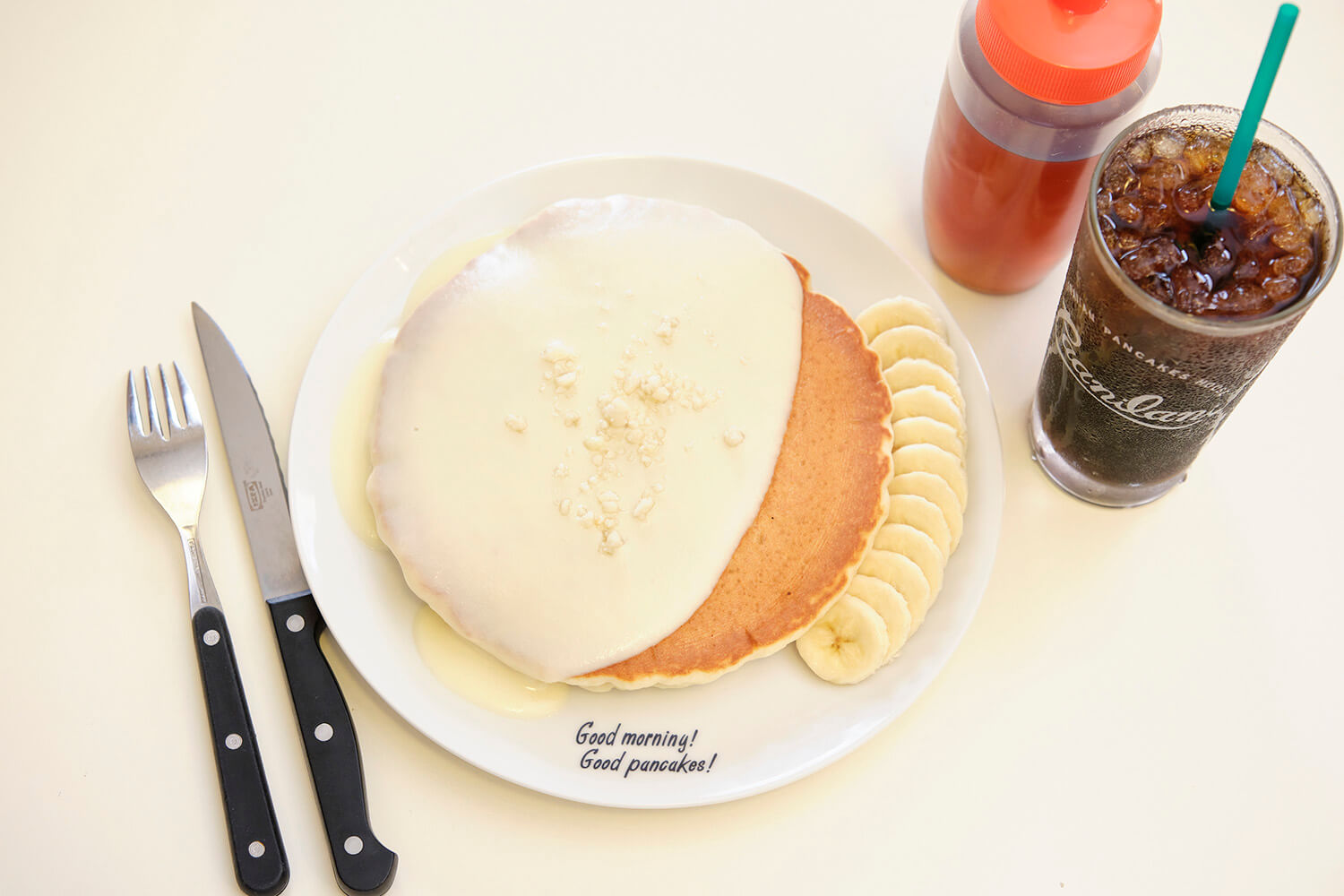 「堅果鬆餅」JPY1000和飲料套餐「冰咖啡」300日圓