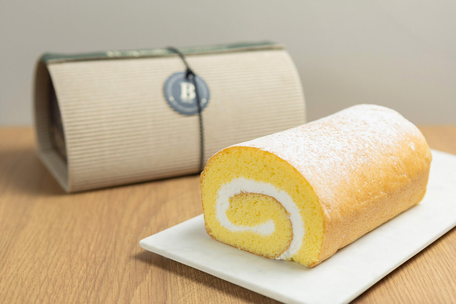 “P-roll 飛機”。 此外，巧克力海綿「P卷巧克力」也以同價出售。