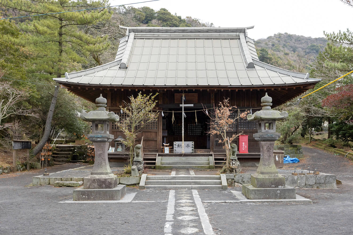 禮拜大廳氣氛莊嚴。 離雲仙地獄不遠，所以很容易到達