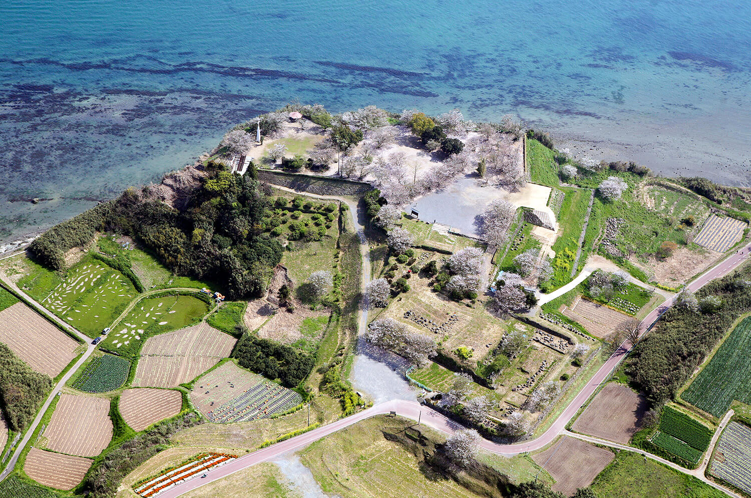 從上方俯瞰「原城遺址」。 被登錄為世界文化遺產「長崎和天草地區的隱藏基督教相關遺產」