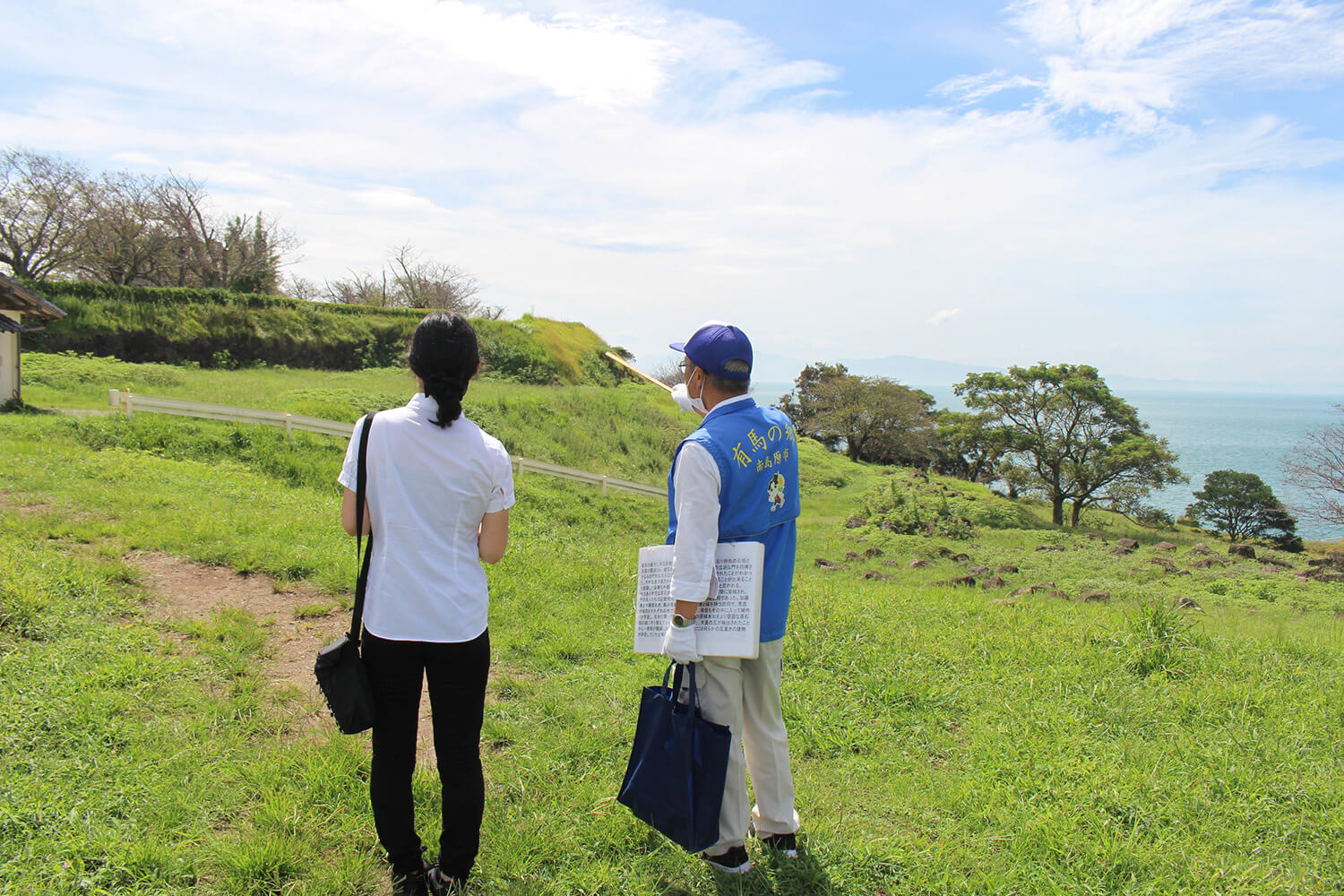 導遊導遊的參加費為每人 500 日元。 營業時間：週六、週日、假日 9：30 至 16：00（所需時間：40 分鐘）