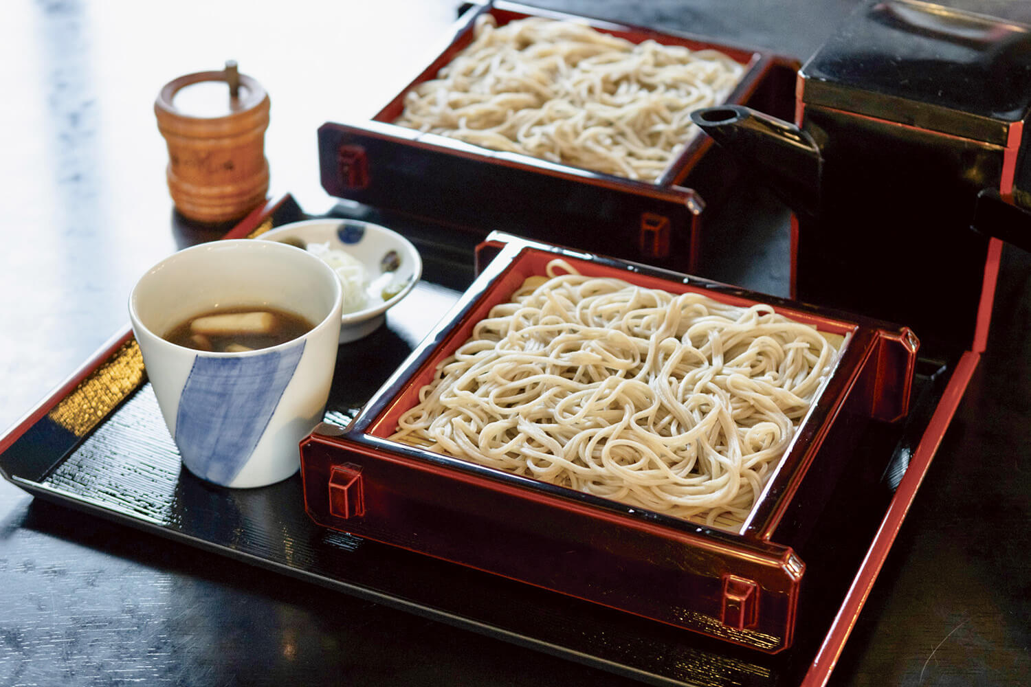 “鴨子聖郎”JPY1650。 濃郁的湯頭帶有淡淡的柚子香氣。 Seiroha附有2個