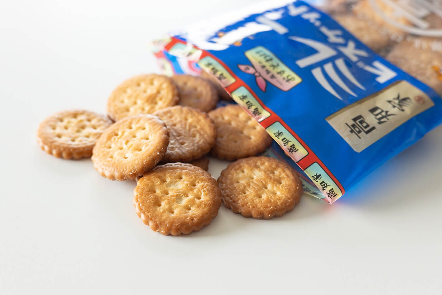 炸餅乾特有的濃郁口感讓人上癮。